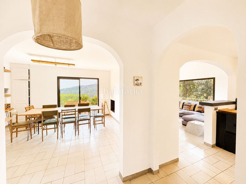Foto e23998f0-c69b-4dca-ae7d-7c59a91b3e4f. Casa amb xemeneia calefacció aparcament piscina a Begur