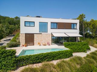 Maison  Carrer de joaquim prats i carreras. En venta villa contemporánea con vistas al mar, begur