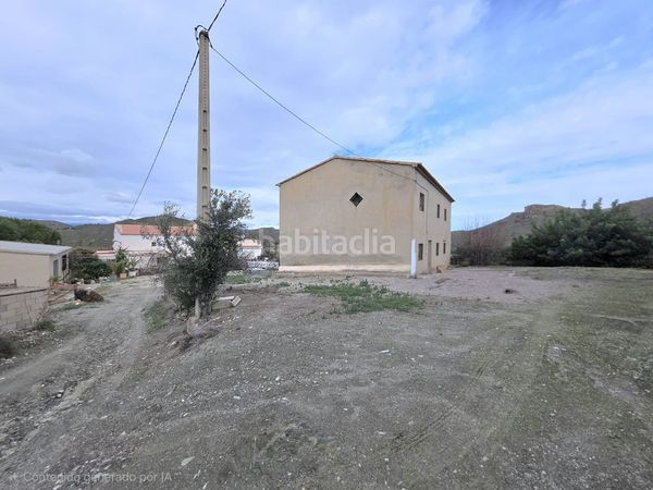Foto 5f4273ea-3989-4cb4-9a10-95183646fd78. Casale con camino parcheggio in Lubrín