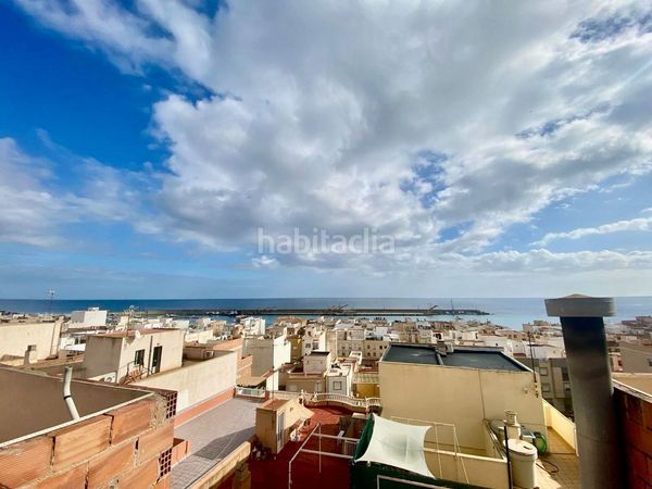 Foto 4365bf55-9e75-4c41-a630-c01df5d52a5a. Casa pareada en puerto de Garrucha Garrucha