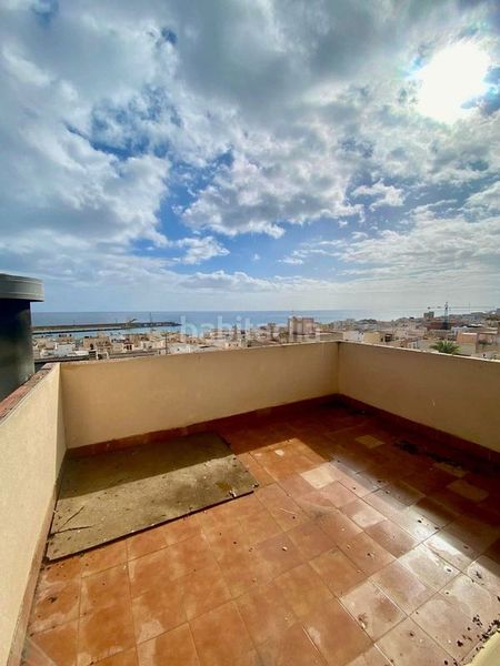 Foto e76f5ed2-fc0d-4ad4-ad3a-280441de2217. Casa pareada en puerto de Garrucha Garrucha