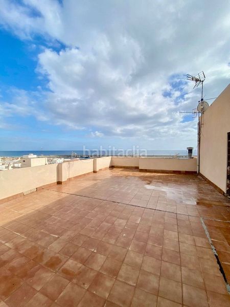 Foto ecd95901-b9fd-47d6-bc64-d86b6f42b2cc. Casa pareada en puerto de Garrucha Garrucha