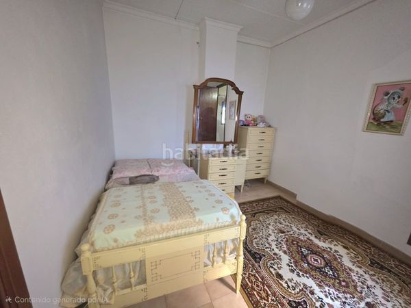 Foto df17236c-f262-46c6-87dd-2f4462be4f17. Casa adossada a María