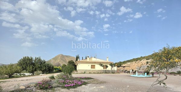 Foto 45b7feec-9d8e-4adb-ad57-5760b9587589. Masia amb xemeneia a Pulpí