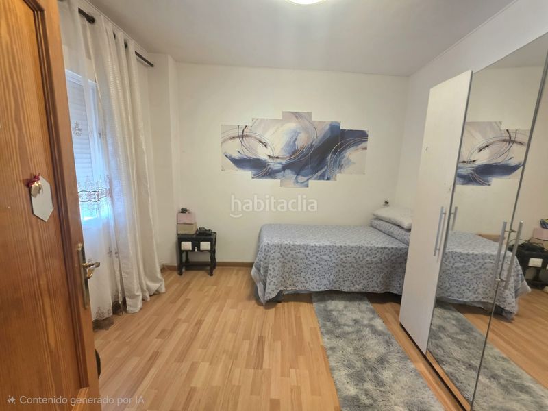 Foto 2d74c3d7-f368-4e39-b89e-5b3ac3e5f003. Casa aparellada amb aparcament a Huércal - Overa