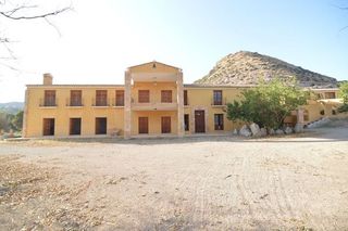 Masia  Camino del labradorcico