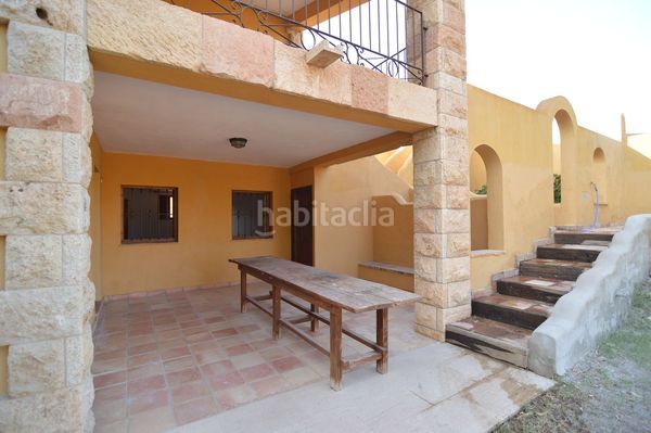 Foto ca0cd7eb-ea29-4265-b8e5-e0ce8b9f00e9. Masía en Águilas