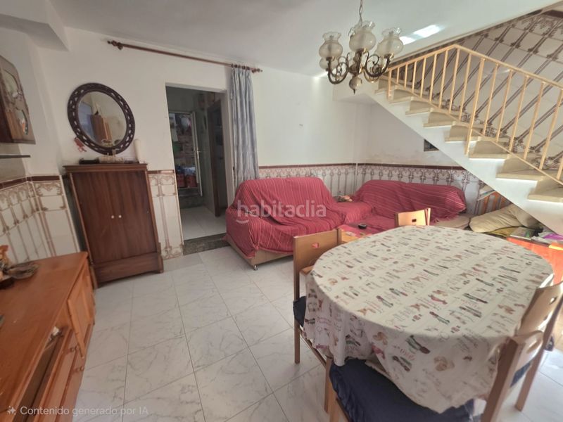 Foto b23e8d1a-0cdc-413f-8087-a1addf90cef6. Casa adossada a Casco Antiguo Águilas