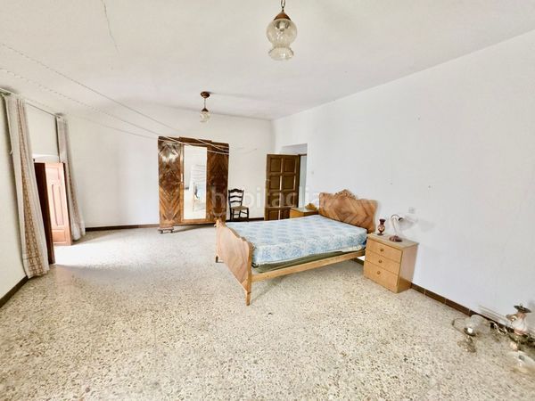 Foto bc08e77f-6982-421c-a9fd-663eff51927b. Casa adossada amb xemeneia aparcament a Vélez - Blanco