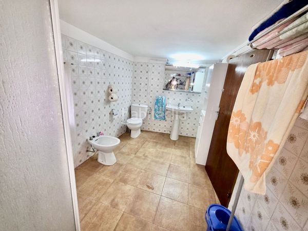 Foto 5866b683-e1d5-477c-ada1-69669a7eabe8. Casa adossada a Vélez - Blanco