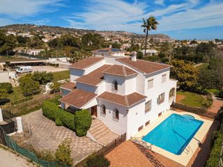 Chalet in Partida Comunes-Adsubia