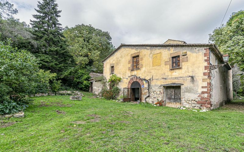 Foto f0dbfa60-b33f-4950-ac2e-b5b4957ae3ce. Masia amb calefacció a Sant Andreu de la Barca