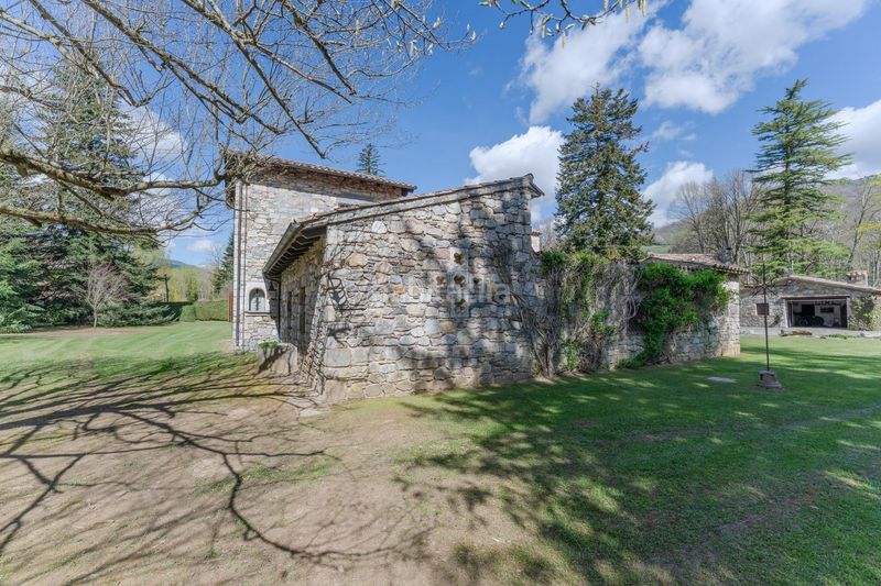 Foto 0db4129c-2066-4f26-8181-fb2ede87aba6. Casa amb aparcament a Camprodon