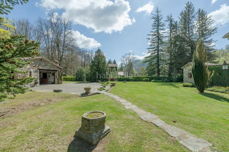 Foto 157358c0-25e3-4756-a52b-efa5c64ad58d. Casa amb aparcament a Camprodon