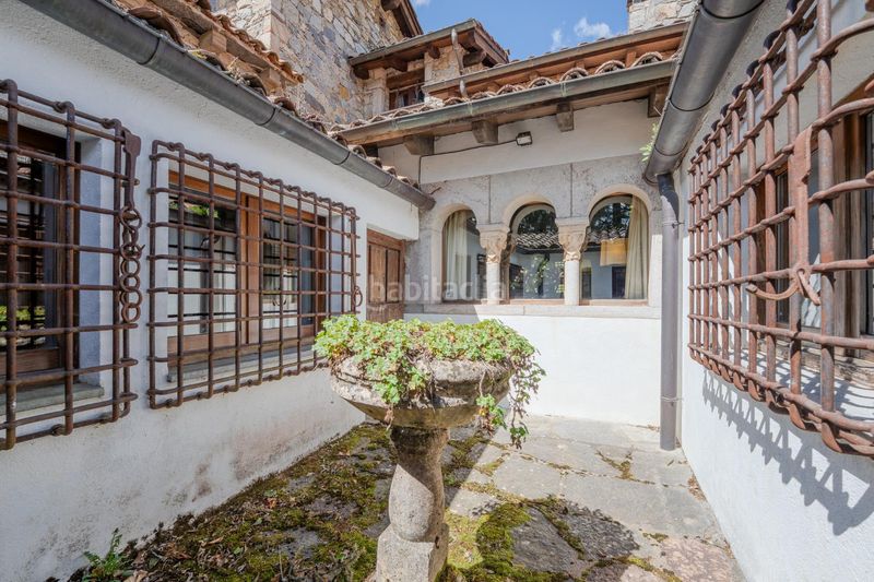 Foto 24829e7c-eeb2-4dfe-be1e-3e8f030412f9. Casa amb aparcament a Camprodon