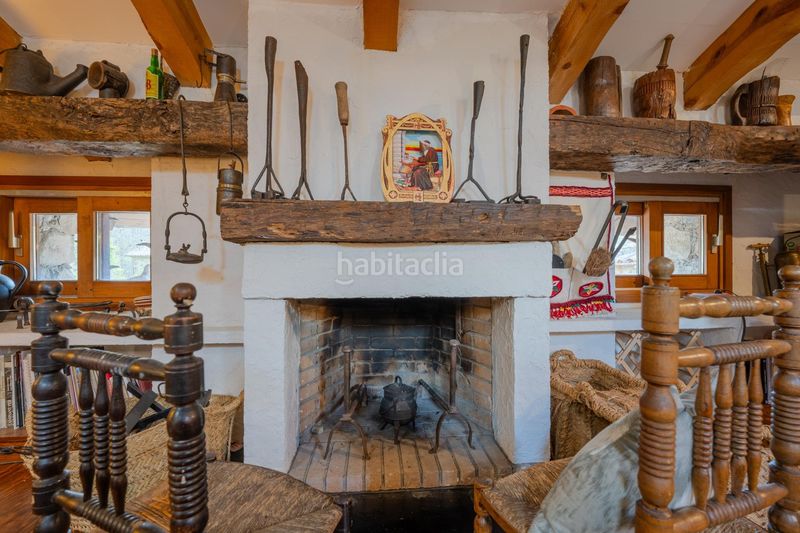 Foto 39700a26-f33e-4be7-bfe7-c3a84f385755. Casa amb aparcament a Camprodon