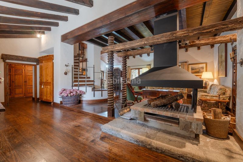 Foto 78c8e55d-a59a-4293-8dee-eb3501e88cf3. Casa amb aparcament a Camprodon