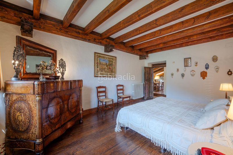 Foto 853e1047-a343-4288-8b1d-158c3bbc0230. Casa amb aparcament a Camprodon