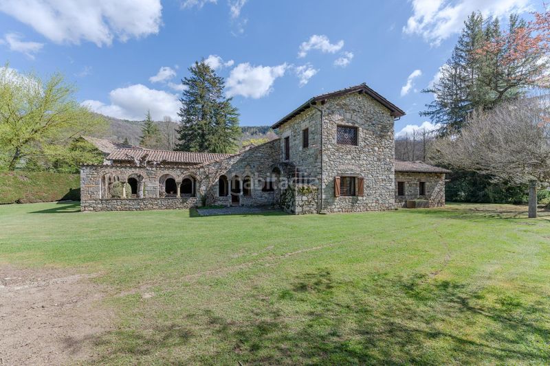 Foto 8d3929ce-c1fc-422f-9481-12cab9f771fa. Casa amb aparcament a Camprodon