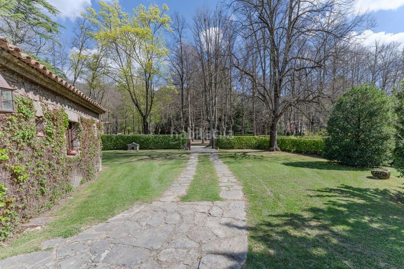 Foto c6e1b271-1c62-42c0-868b-582faa922f89. Casa amb aparcament a Camprodon