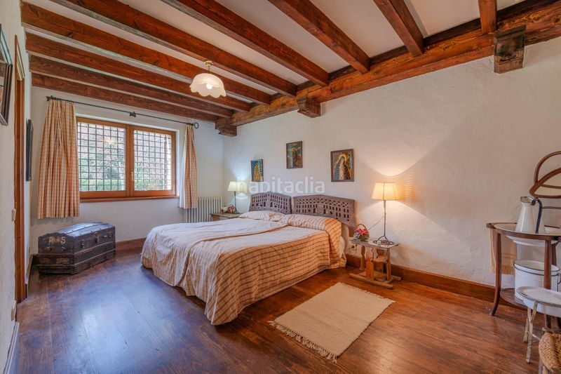 Foto f738c8ba-02be-49e0-bbd4-641ebbc31bf7. Casa amb aparcament a Camprodon