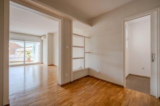 Affitto Appartamento in Centre. Amplio piso señorial en el centro de sabadell