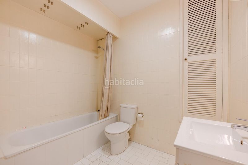 Foto b6c4b243-834c-456f-a060-88dc6992f8e1. Rent flat in Centre Sabadell