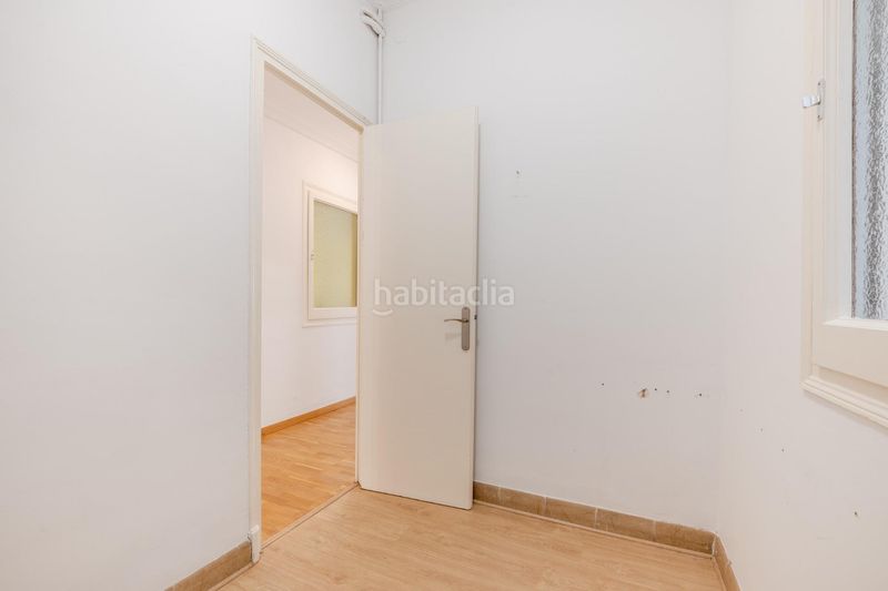 Foto e7fdbb61-9069-4233-aa39-f658f79dfa57. Rent flat in Centre Sabadell