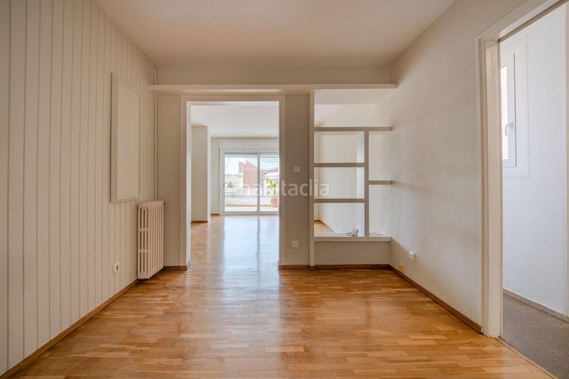 Foto f37cb4d7-3dd9-413b-bd92-0bf3dc0ec50d. Rent flat in Centre Sabadell