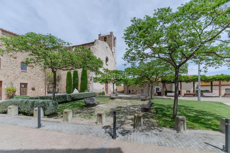 Foto 5d666302-9d7d-4ade-a99f-31c8b67da89c. Masia amb calefacció aparcament a Gualta