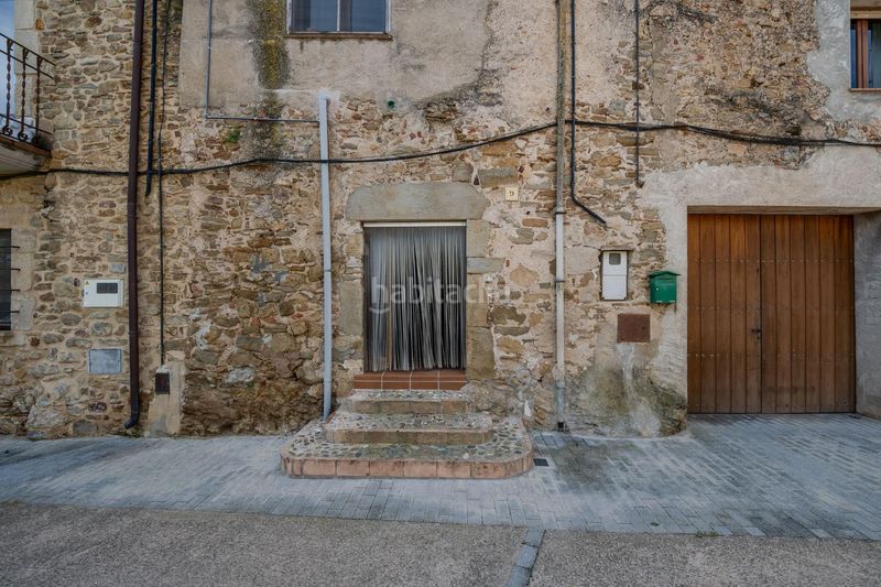 Foto d88e011a-236c-4d44-8d8c-0bf53710c1bd. Masia amb calefacció aparcament a Gualta