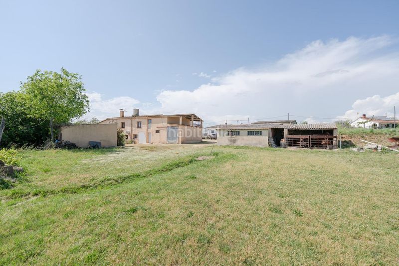 Foto d546470d-d1f8-4f14-8b75-3f3463a11ac5. Masia a Centre Vidreres