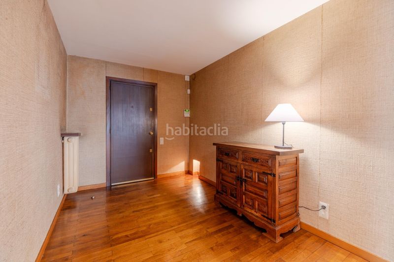Foto 8be4d955-c063-4476-b1f2-fad7069f2bae. Lloguer apartament amb calefacció a Eixample Sud-Migdia Girona