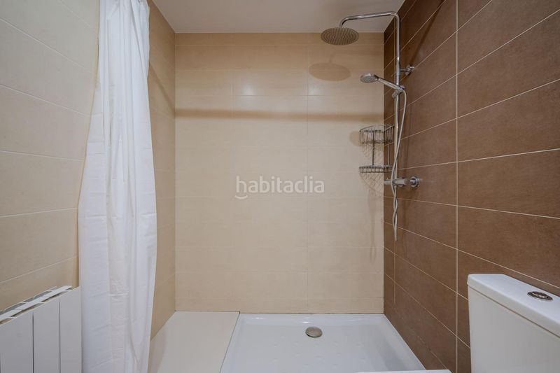 Foto fb65d04d-f6a4-4a8a-8991-53287e340423. Rent flat in Mas Masó - Hospital Salt