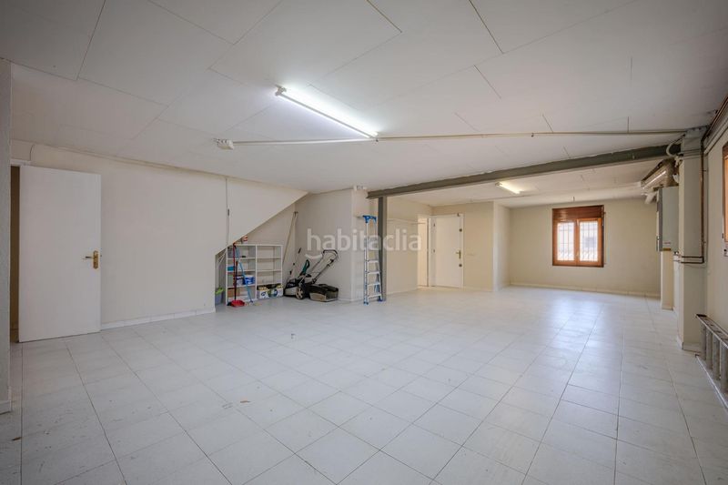 Foto 418a7194-5111-4626-b6dd-6523443b96ee. Lloguer casa amb aparcament a Montjuïc Girona