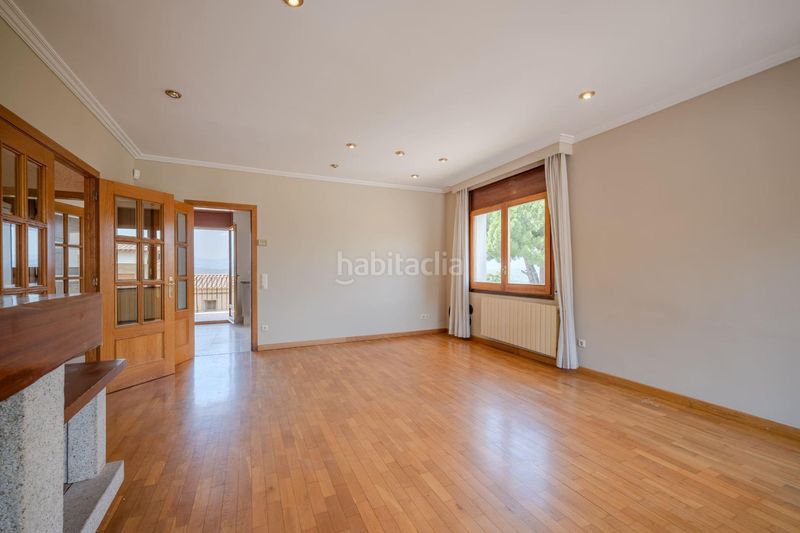 Foto 6d858163-918a-4757-9f56-8451a367682c. Lloguer casa amb aparcament a Montjuïc Girona