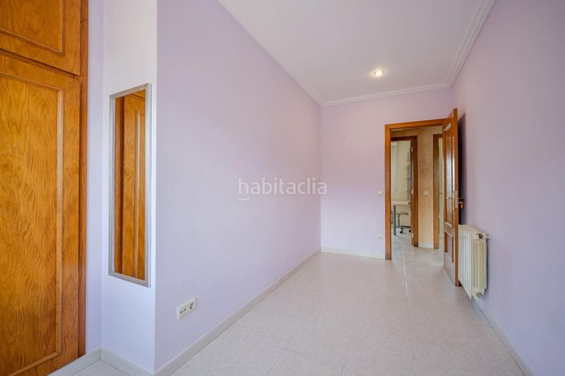 Foto 7fb2dca1-0e98-4d85-bec2-5c90a630dfa6. Lloguer casa amb aparcament a Montjuïc Girona