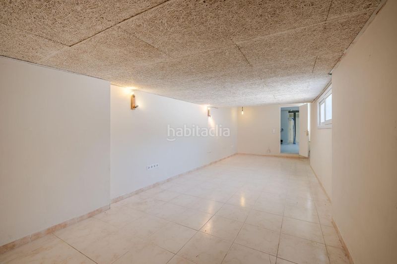 Foto 9843affa-c42d-4841-a598-eddf0bd8e050. Lloguer casa amb aparcament a Montjuïc Girona