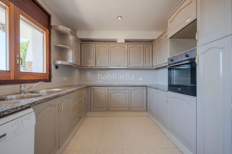 Foto 9d655daa-035d-48e9-93cf-58f9e67354c7. Lloguer casa amb aparcament a Montjuïc Girona