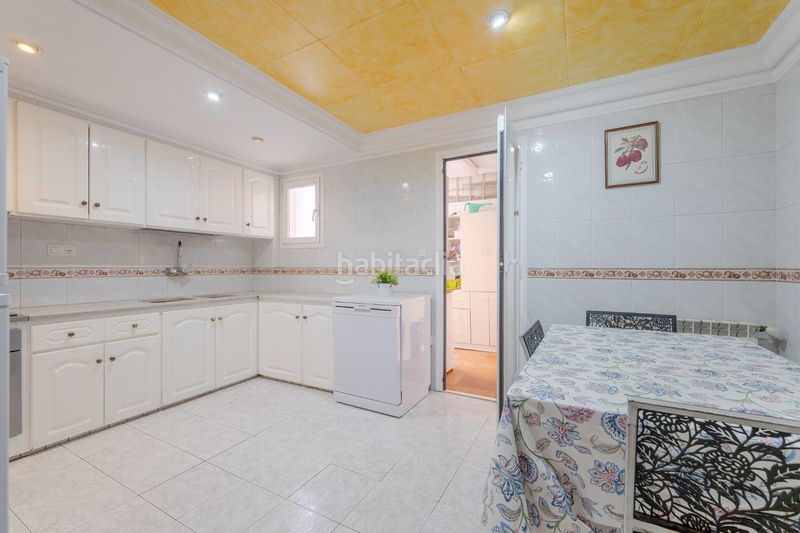 Foto 4cb5dc2d-38b0-414a-af15-d00df3a710d5. Appartamento con riscaldamento in Eixample Nord Girona