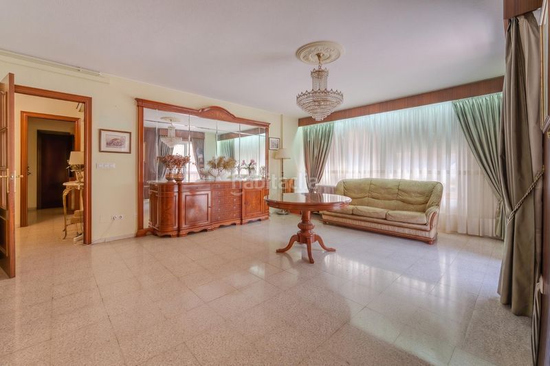 Foto 9a4d1075-171c-4253-9ca1-16eddc5049fd. Appartamento con riscaldamento in Eixample Nord Girona