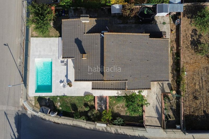 Foto 2c54a290-7f36-41ae-83ee-98ef214a6596. Casa amb aparcament piscina a Bàscara