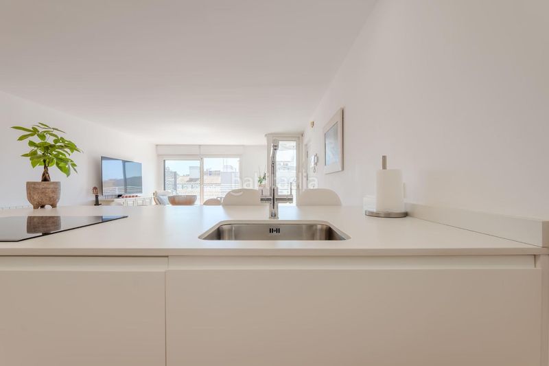 Foto 4b6d5a5a-0b83-4337-9129-c67a3404afa1. Duplex avec chauffage dans Eixample Nord Girona