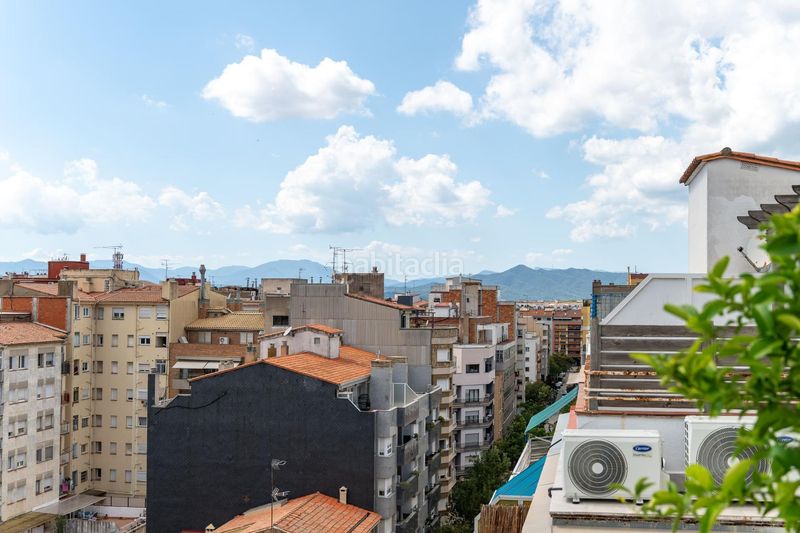 Foto 758aa4f3-9db5-44ce-8af4-287ef2bbaf3a. Duplex avec chauffage dans Eixample Nord Girona