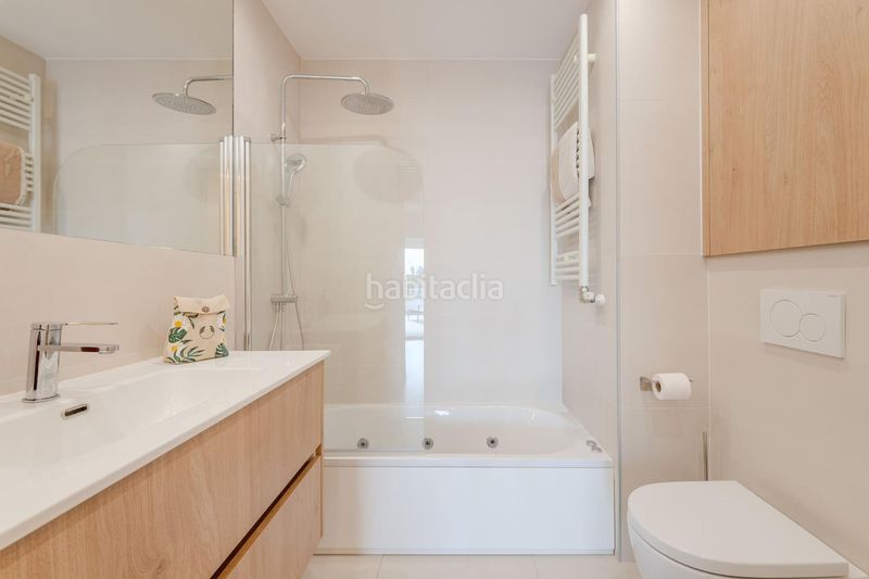 Foto d8b65edf-bc1f-4352-b88e-6ed99c173de5. Duplex avec chauffage dans Eixample Nord Girona