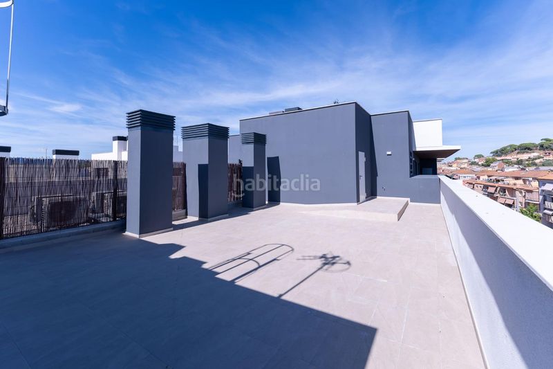 Foto debcf4d0-ac14-4825-8c12-f7423e6e866c. Lloguer pis amb calefacció aparcament piscina a Avinguda Catalunya Palamós