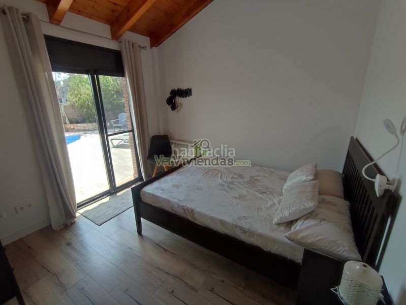 Foto 431bc9f2-5cde-4b1d-811b-4e184f885fb0. Casa a avinguda avinguda 180 a Torrelles de Llobregat
