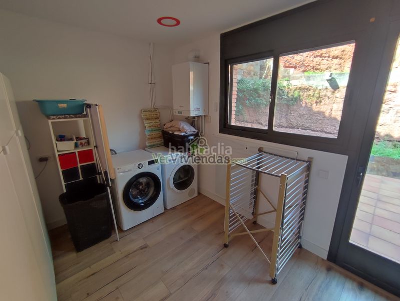 Foto eaf8b947-8800-4fc8-a72e-091ac74ac528. Casa a avinguda avinguda 180 a Torrelles de Llobregat