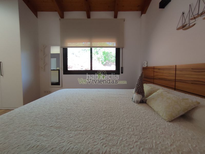 Foto f09fb14a-c5ed-4cb0-85ad-a2e2710ab1d3. Casa a avinguda avinguda 180 a Torrelles de Llobregat