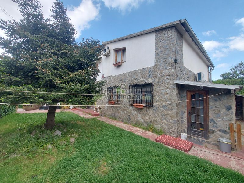 Foto 18f5b0e2-1cf4-4086-bf3d-bf3f66c7eac1. Casa amb xemeneia calefacció piscina a Castellbisbal